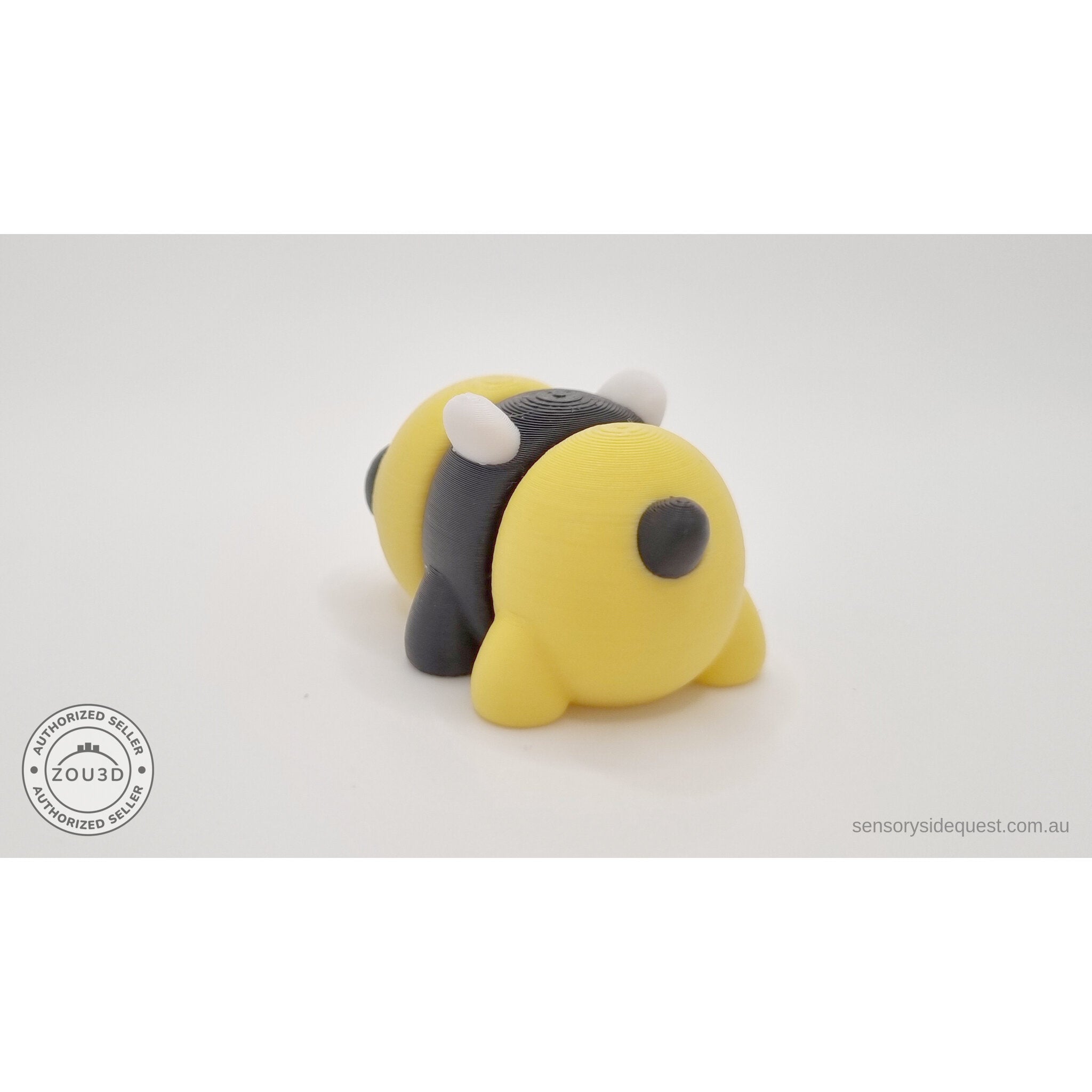 Baby Bee overhead rear view showing segmented body and wing detail