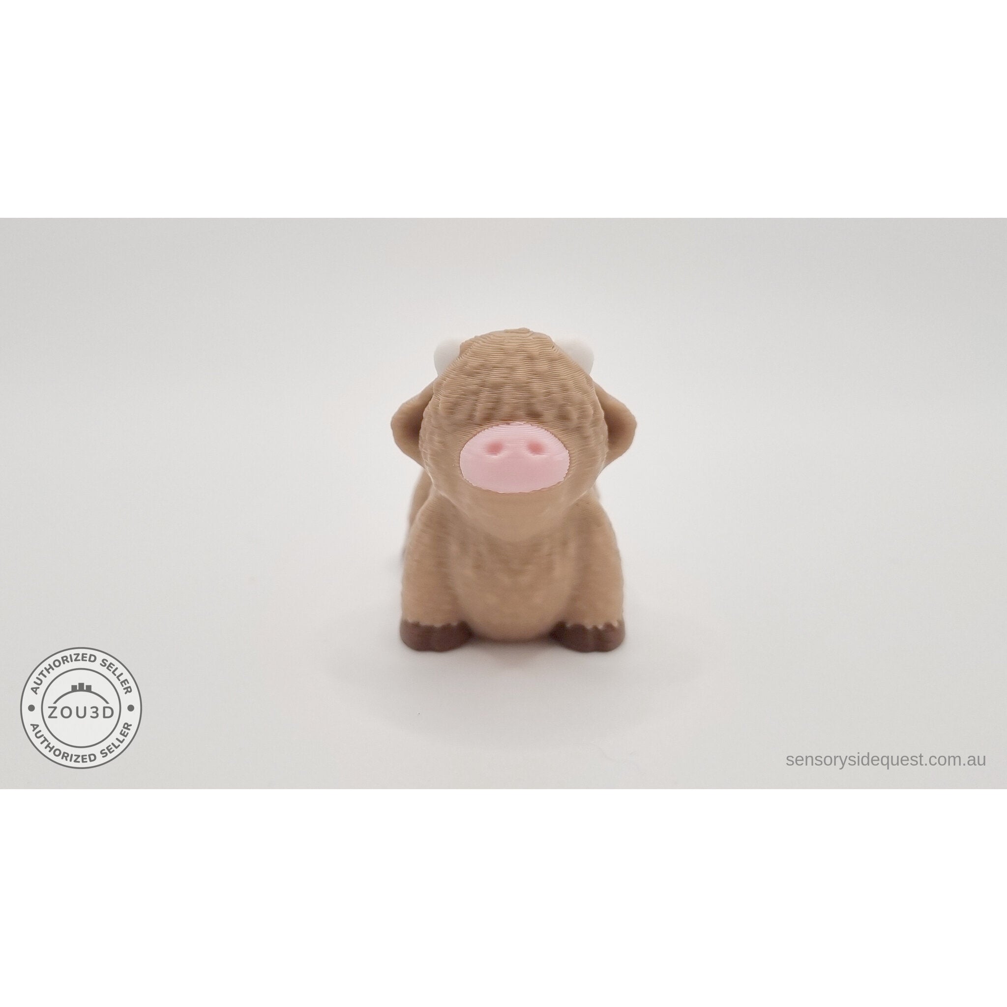 Baby Highland Cow 3D printed fidget toy — front view showing shaggy fringe, pink nose and white horns — Sensory Sidequest